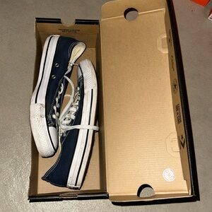 Navy converse